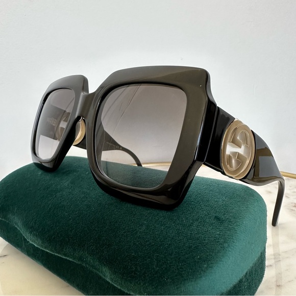 New! Authentic GUCCI Oversized Square Sunglasses. - Picture 8 of 13